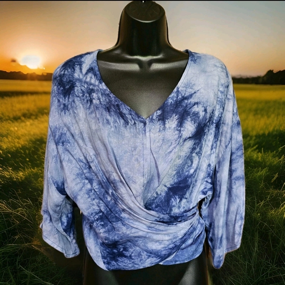 Vivid Blue Tie Dye Jr/Missy Large Top V Neck Wrap Around Waist Tie EUC